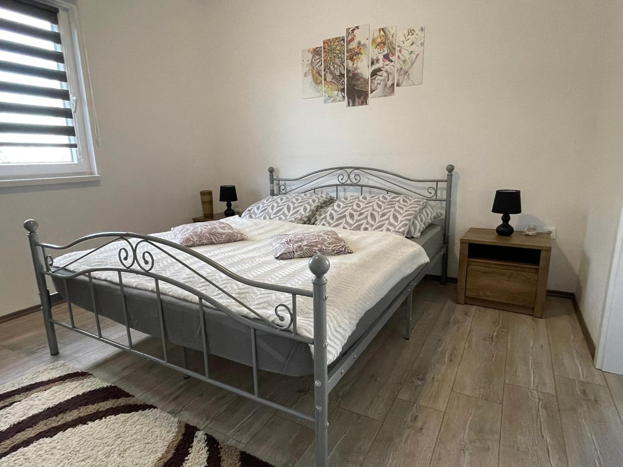 Fullhouse Apartmanhaz Zamárdi Extérieur photo