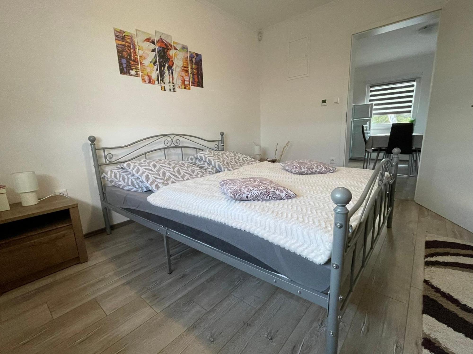 Fullhouse Apartmanhaz Zamárdi Extérieur photo